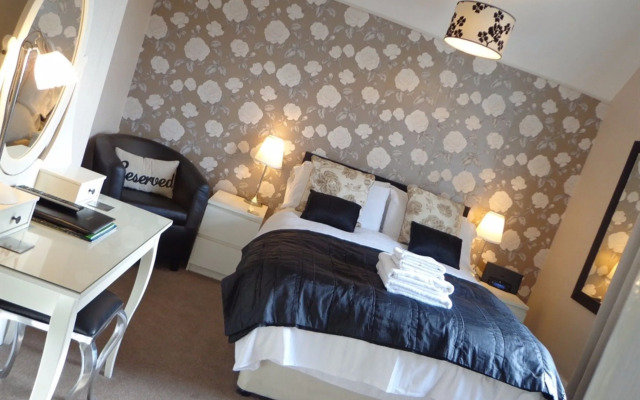Acorn Lodge