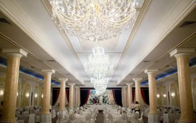 Ten Hotel Colonadelor