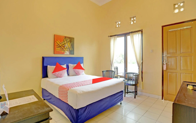 OYO 3096 Hotel Dewi Warsiki