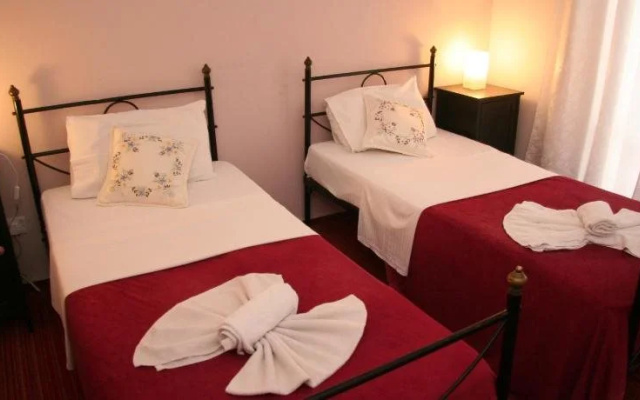 Lefkara Hotel
