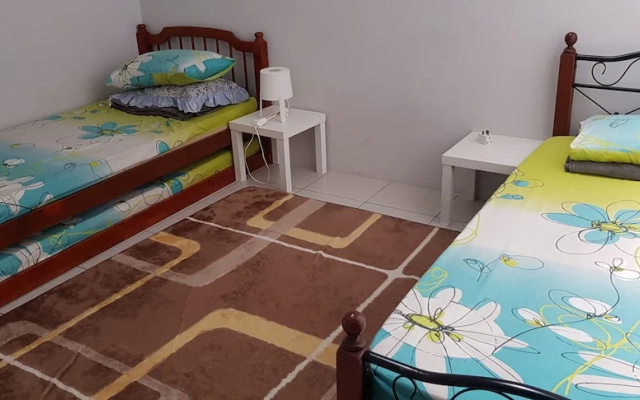 Fahaz Taiping Homestay