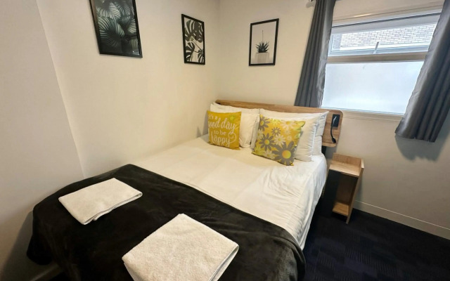 Smart Hyde Park Inn Hostel