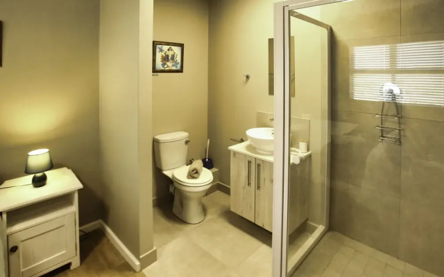 NIVICA Lifestyle Living 4