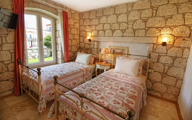 Kupina Otel