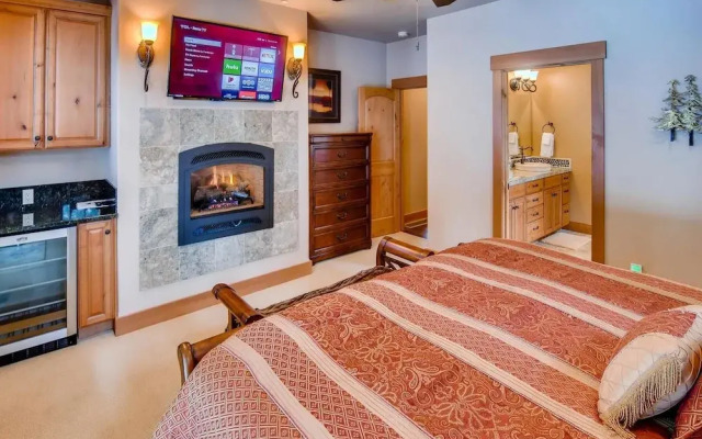 4,000sqft Private Luxury Home Htd Game Rm & Kids Bonus Rm Hot Tub