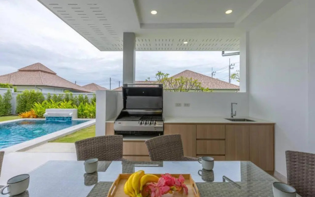 Private 3 Bedroom Pool Villa! (MS22)