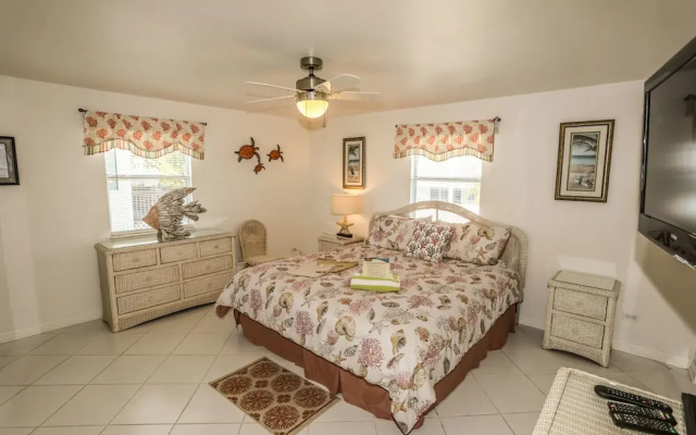 4805 Estero Blvd.