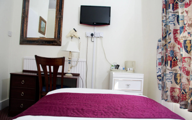 Dawson House Hotel - Guest House