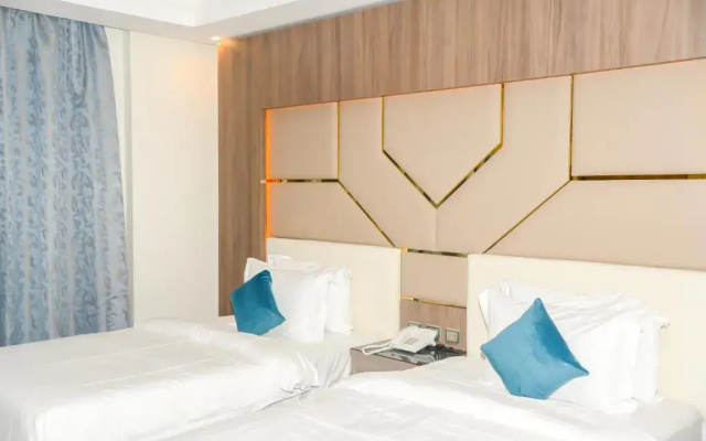Mora hotel