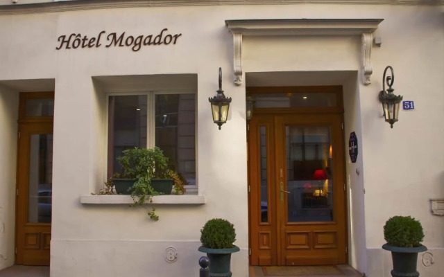 Hotel Mogador Opera - Paris Париж вид на фасад