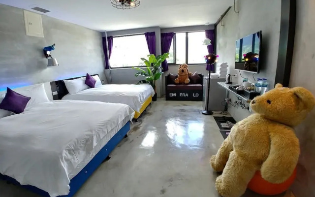 Fas Glass House B&B