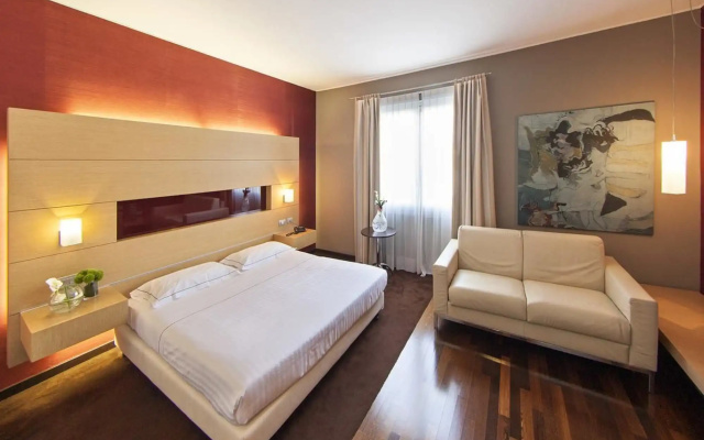 Inverigo Hotel