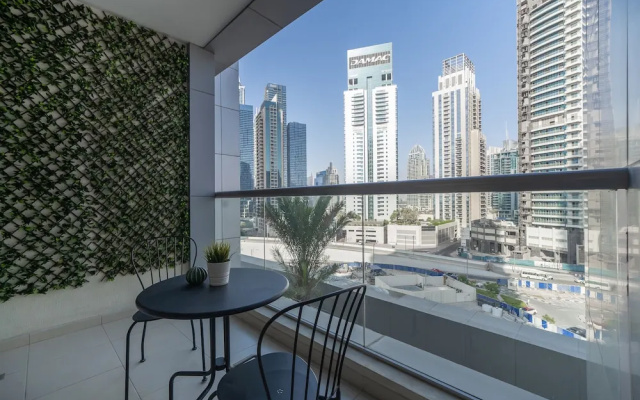 Skyview Tower by Higuests Vacation Homes
