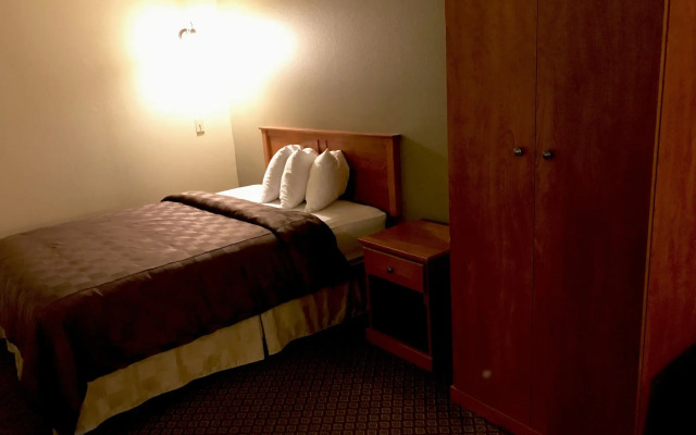 FairBridge Inn & Suites Kellogg