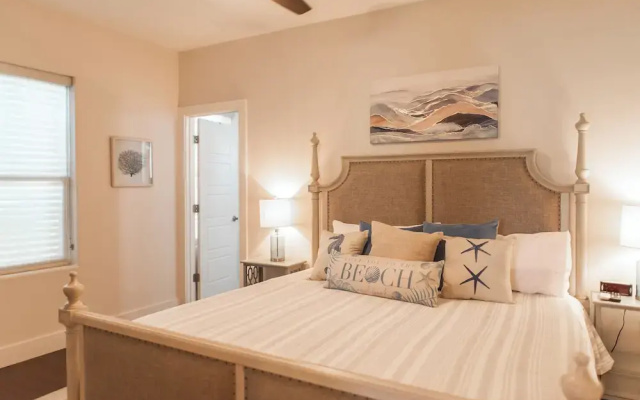 Getaway by Silver Sands Vacation Rentals