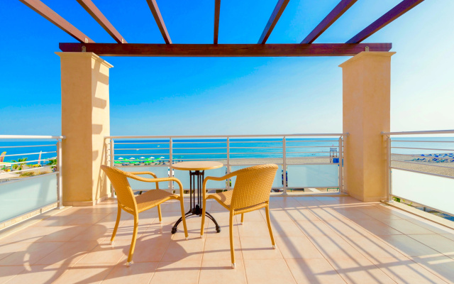 Beachfront Villa Avra With Private Swimming Pool