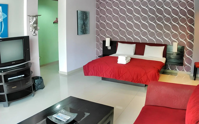 Marinos Place