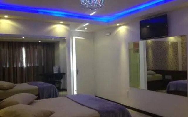 Motel Petit Amour