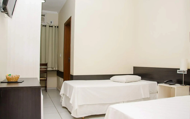 Ferian Plaza Hotel