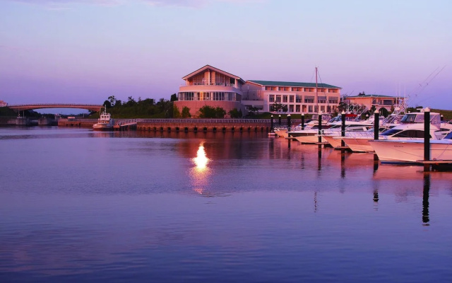 Hotel Laguna Hill