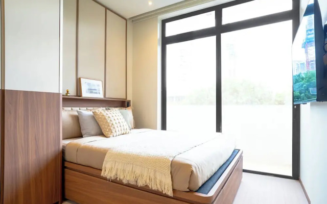 Weave Suites - Novena