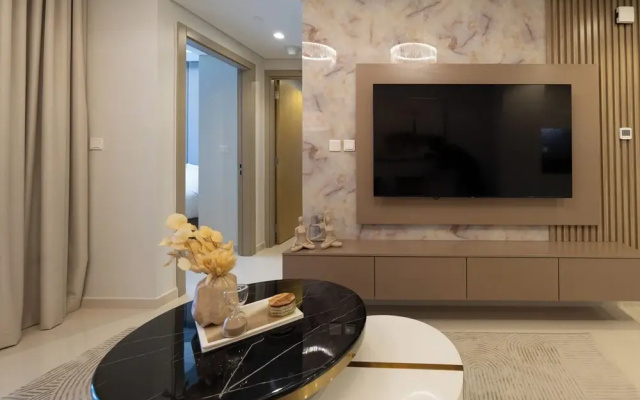 Keyrock Living- Luxe 2BR in Business Bay