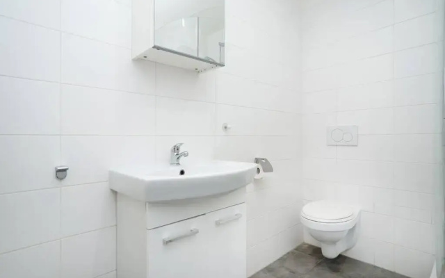 Bright, Spacious Apartment in the Historic Centre
