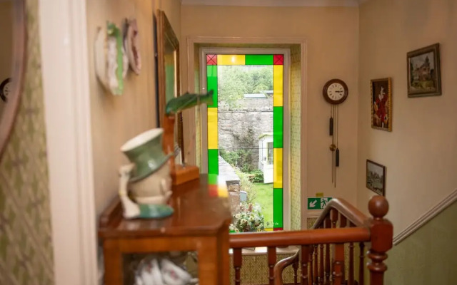 Milton House Studio Apartment Suites