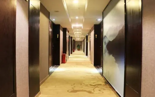 Yoyo Hotel (Zhongshan Bus Terminal)