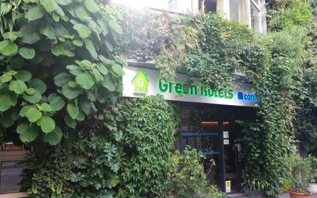 Отель Green Hôtels Confort Paris 13 Франция, Париж - 1 отзыв об отеле, цены и фото номеров - забронировать отель Green Hôtels Confort Paris 13 онлайн вид на фасад