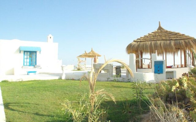 Dar Elbidha in Erriadh, Tunisia from 69$, photos, reviews - zenhotels.com hotel front