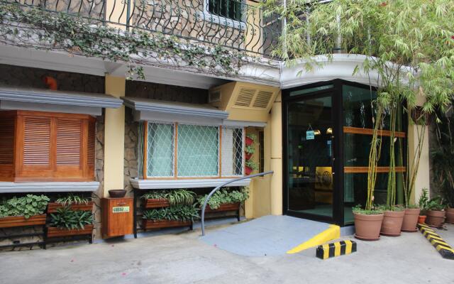 Отель Makati International Inns Филиппины, Макати - 1 отзыв об отеле, цены и фото номеров - забронировать отель Makati International Inns онлайн вид на фасад