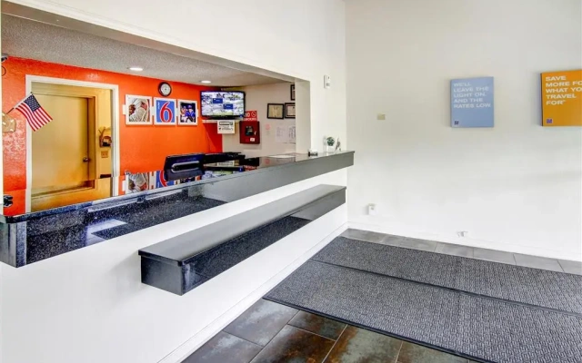 Motel 6 Atlanta GA