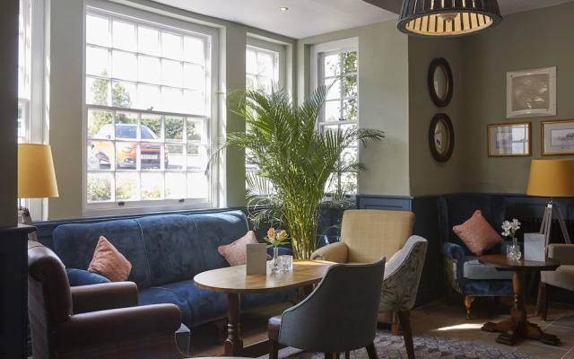 Riverside Shrewsbury by Chef and Brewer Collection
