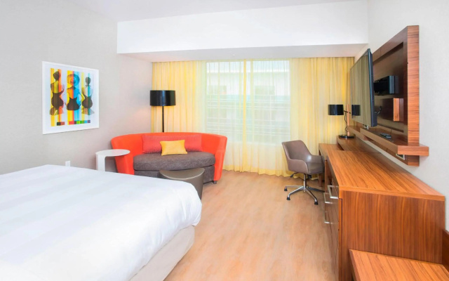 Courtyard by Marriott Santa Monica