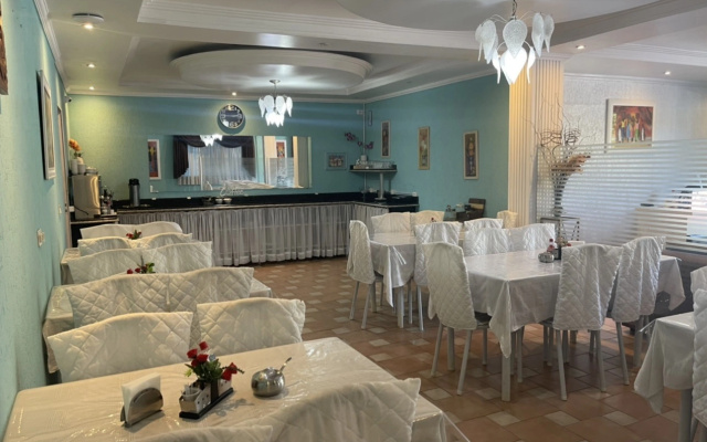 Di Rausis Hotel