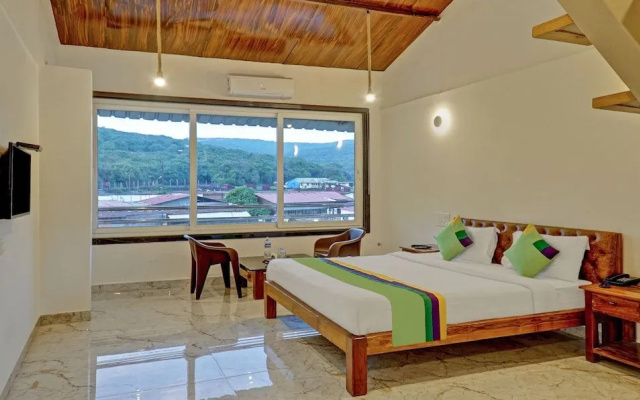 Hotel Lake Paradise