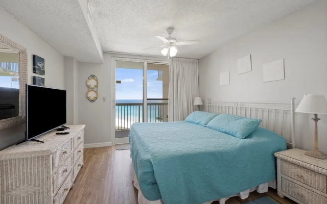 Pelican Beach 1816 2 Bedroom Condo by Pelican Beach Management