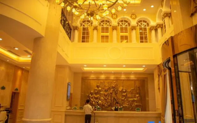 Vienna Hotel (Linzi Railway Station)