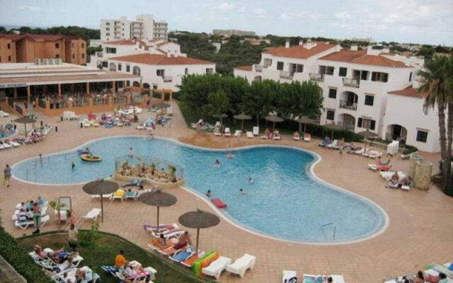 Отель Apartamentos Vista Blanes вид на фасад