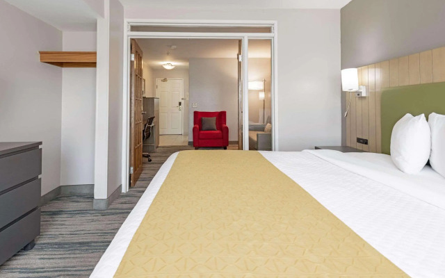 Country Inn & Suites by Radisson, Lewisville, TX