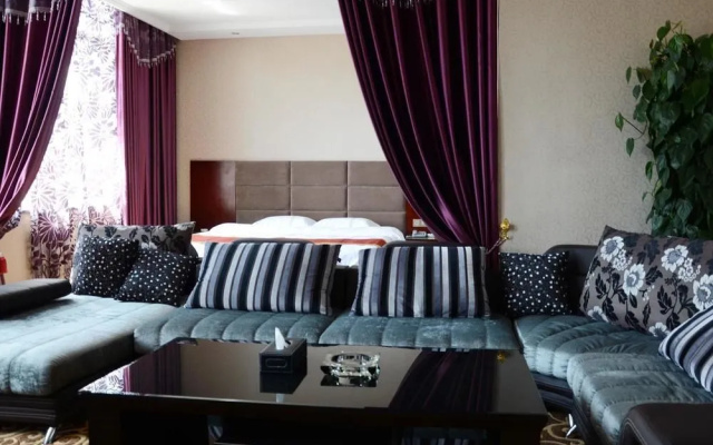 Linxia Hotel(临夏饭店)