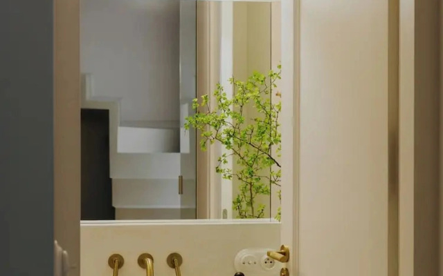 N46 Studio Apartment