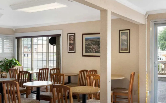 Atlantic Shores Inn And Suites