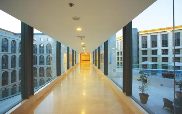 Grand Court Jerusalem