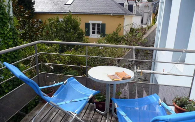 Maison Le Palais, 4 pièces, 3 personnes - FR-1-418-108