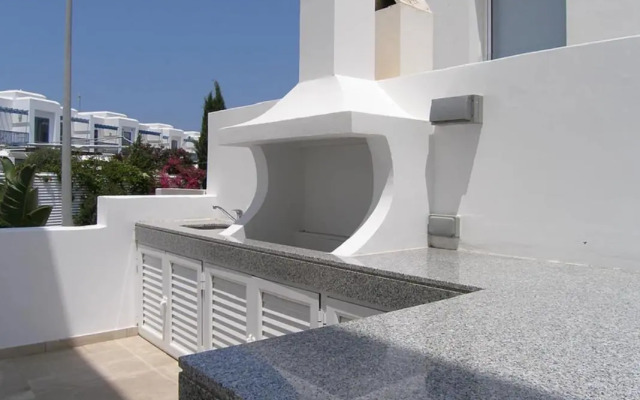 Luxury Bay View Villa 20 Right On Τhe Beach