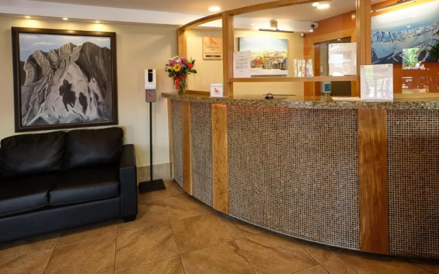 Fernie Fox Hotel