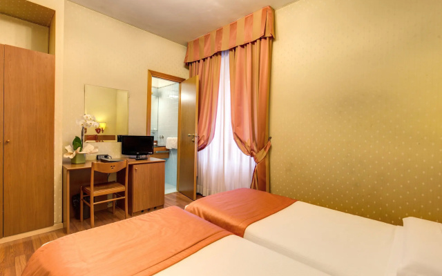Flower Garden Hotel Rome