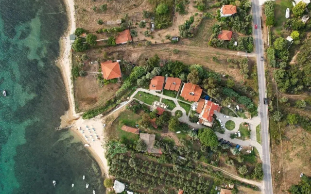 Paradise Hotel